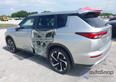 2024 Mitsubishi Outlander Se 2.5 2Wd/Se Black Edition S-Awc/Se Black Edition W/Pano Roof S-Awc из США, поврежденный, VIN JA4J3VA85RZ026738